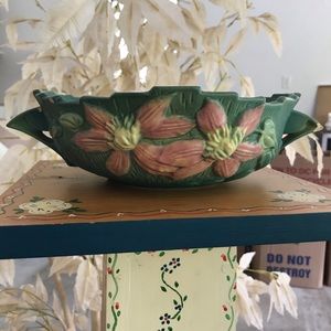 Vintage Roseville pottery 457-8”